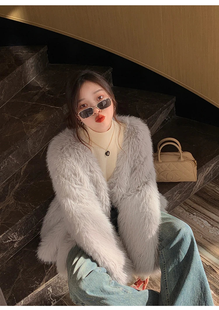 Winter Women’s Turtleneck Sweater, Retro Red Velvet-Lined, Thick Knit Thermal Bottoming Shirt