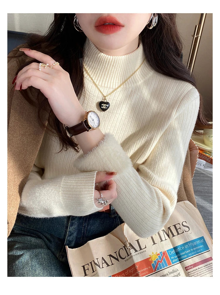 Winter Women’s Turtleneck Sweater, Retro Red Velvet-Lined, Thick Knit Thermal Bottoming Shirt